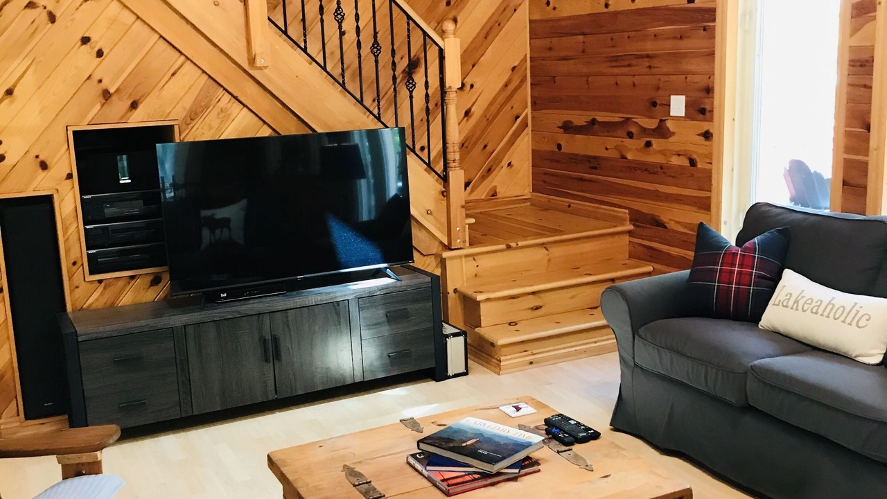 Photo of Livingroom in Dysart et al