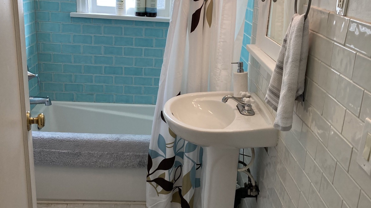 Photo of Bathroom in Cowichan Bay