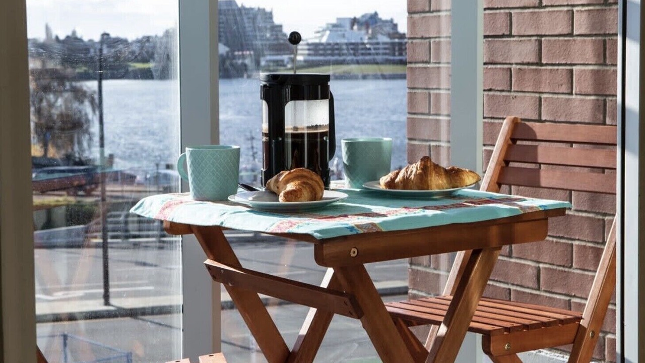 Photo of Patio Balcony in Inner Harbour