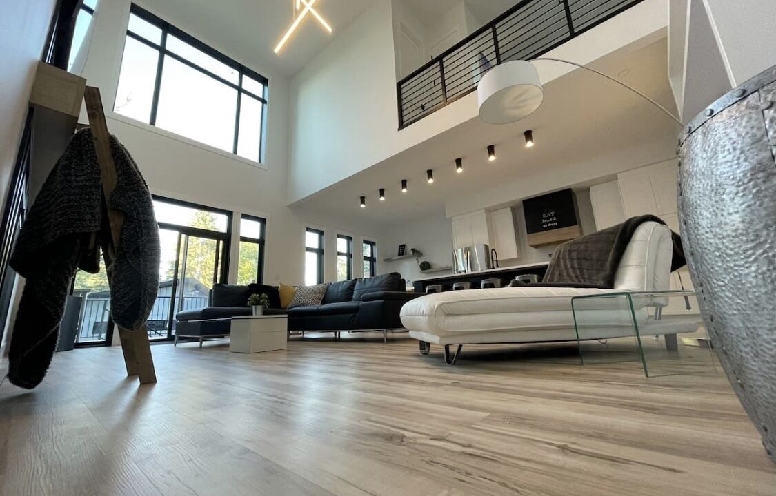 Photo of Livingroom in Markerville