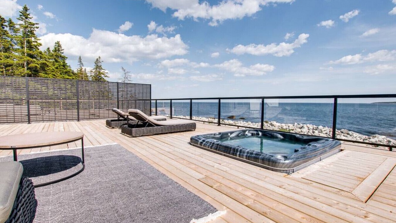 Photo of Patio Balcony in Hunts Point