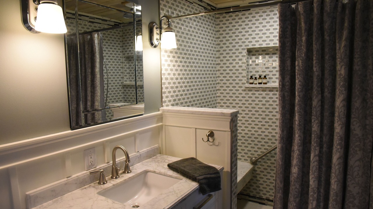 Photo of Bathroom in West Kelowna Estates