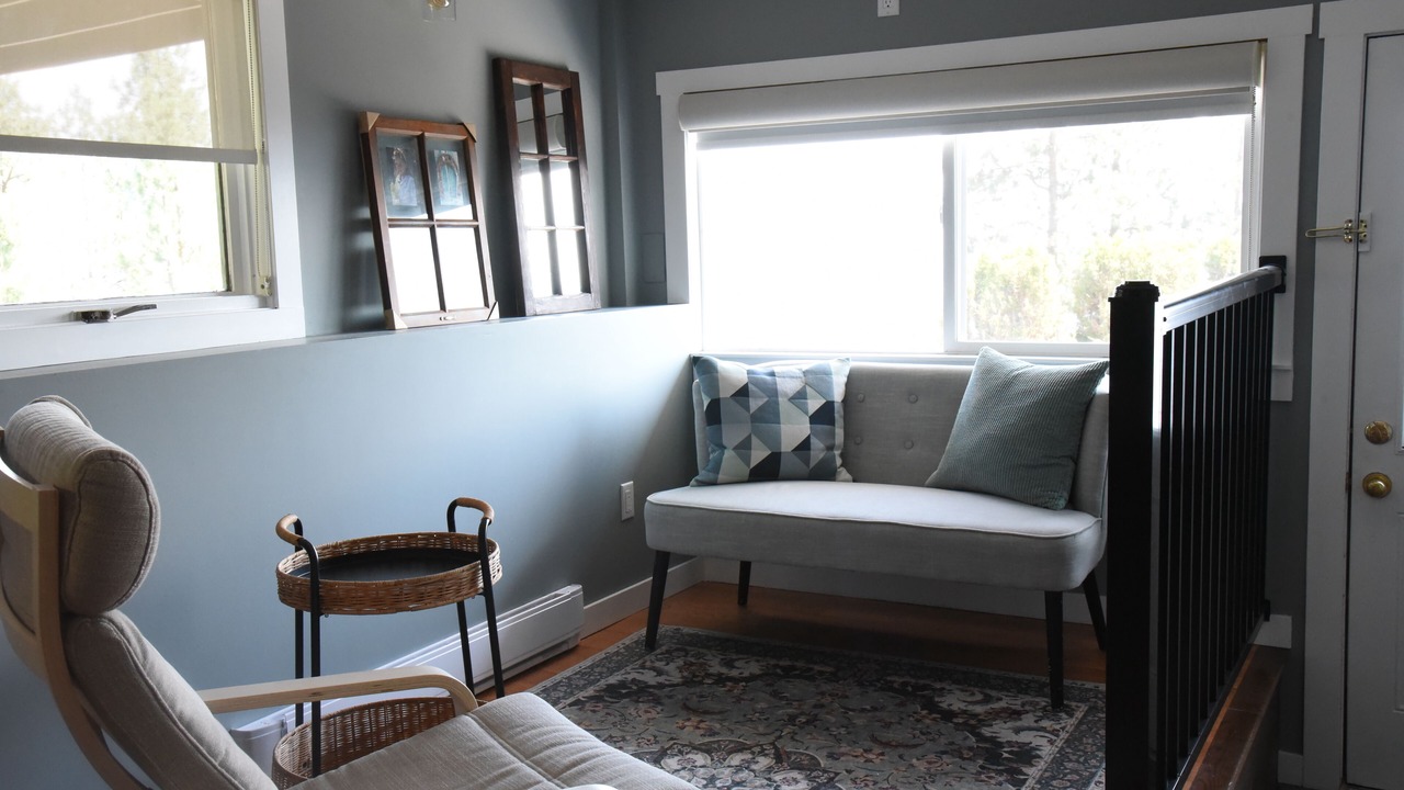Photo of Livingroom in West Kelowna Estates
