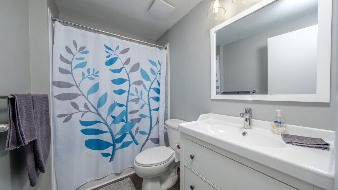 Photo of Bathroom in Kincardine