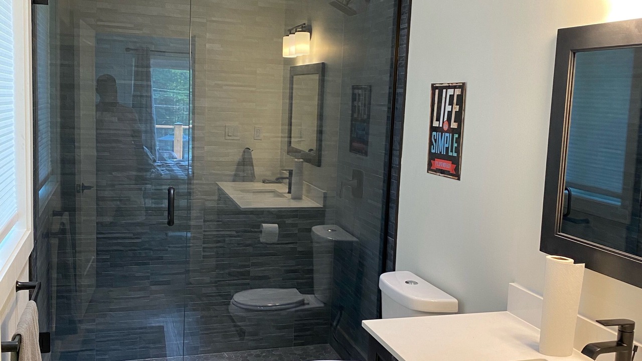 Photo of Bathroom in Bracebridge