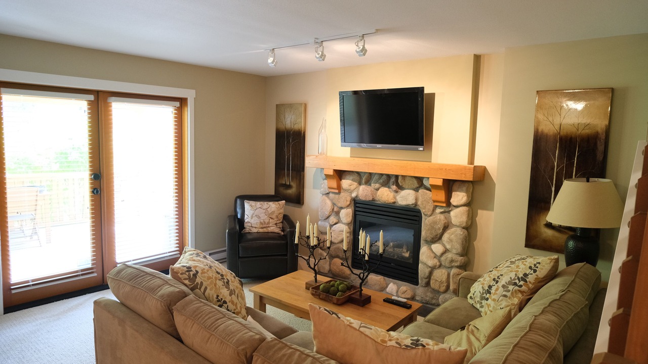 Photo of Bedroom in Lindell Beach