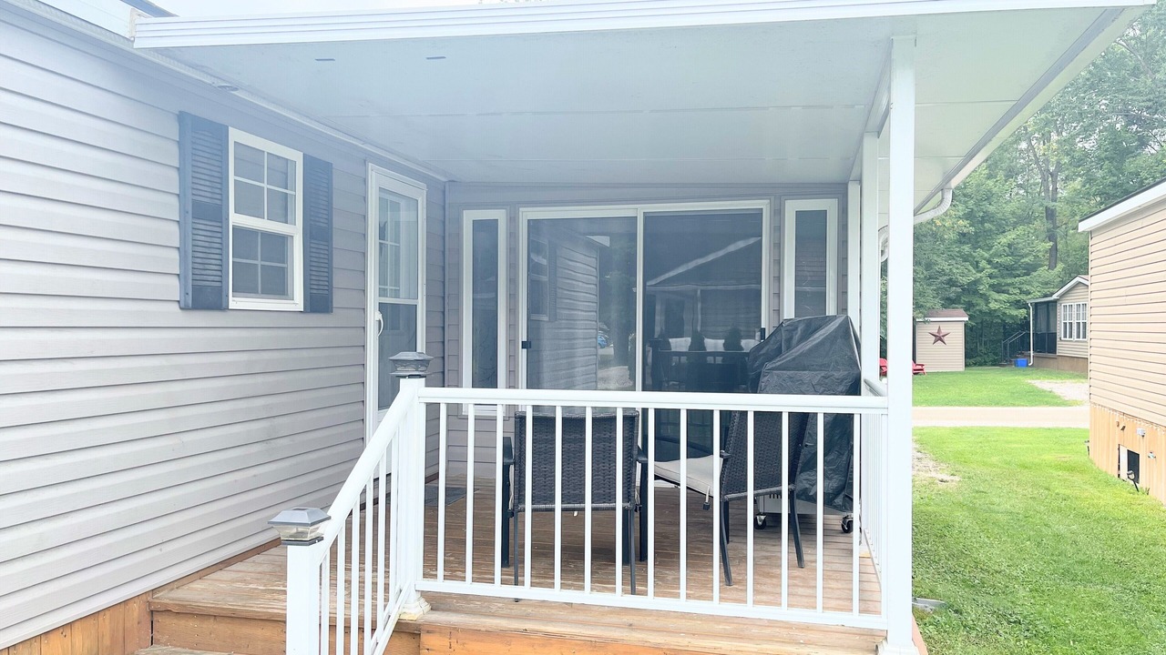 Photo of Patio Balcony in Washago