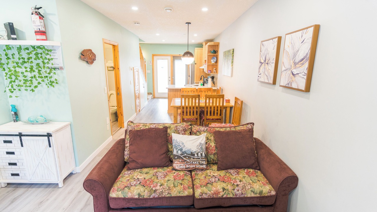 Photo of Livingroom in Harvie Heights