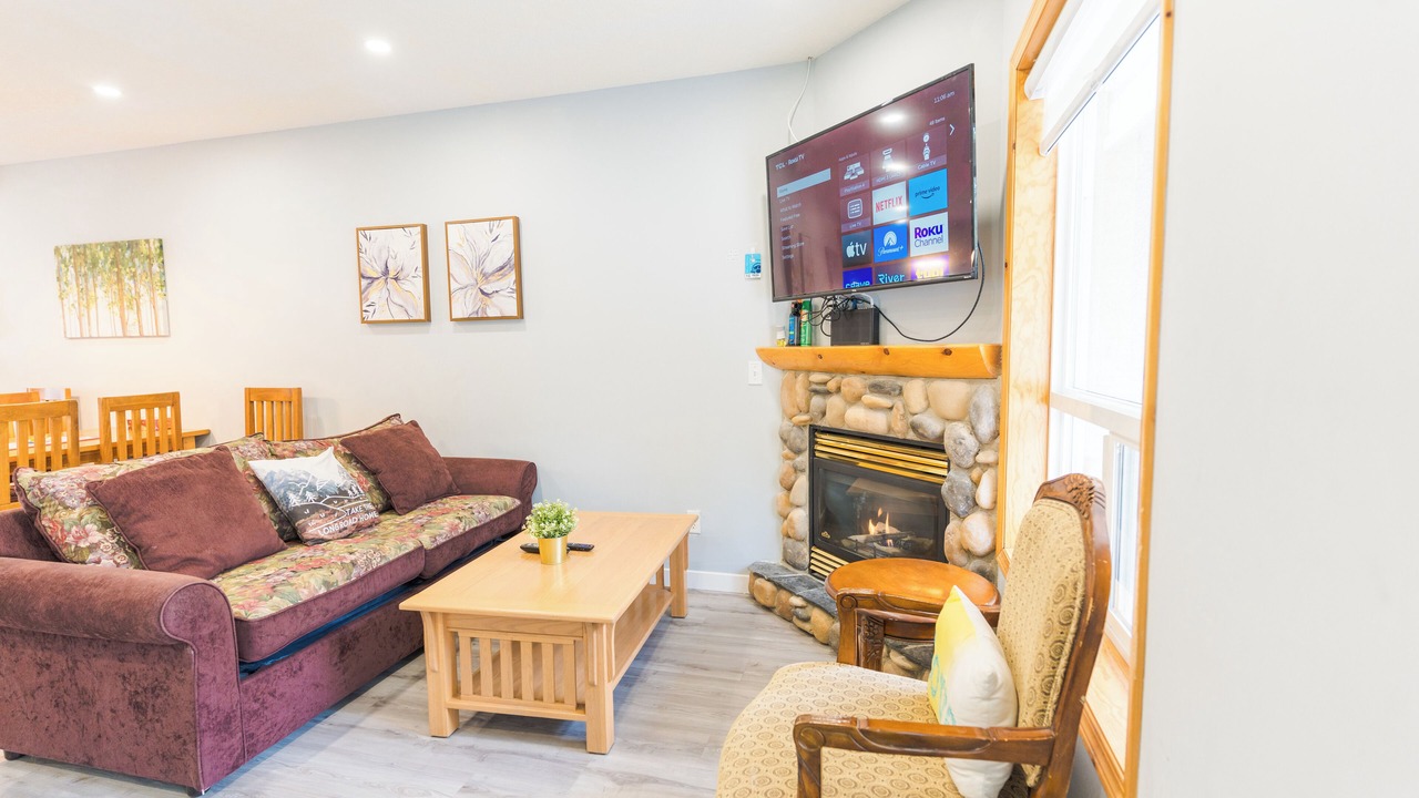 Photo of Livingroom in Harvie Heights