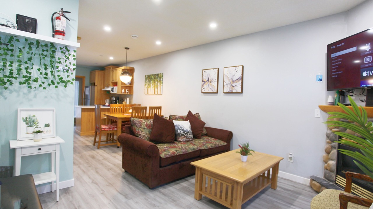 Photo of Livingroom in Harvie Heights