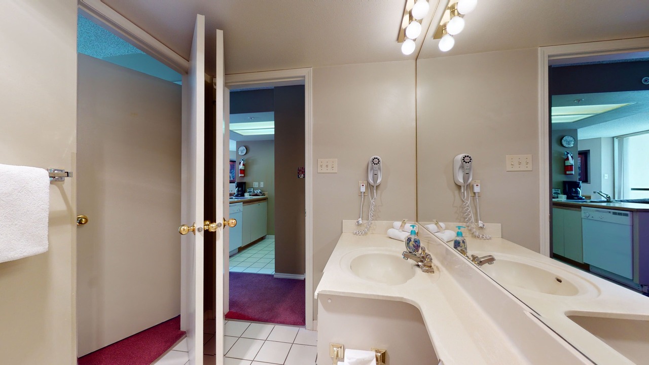 Photo of Bathroom in Upper Village