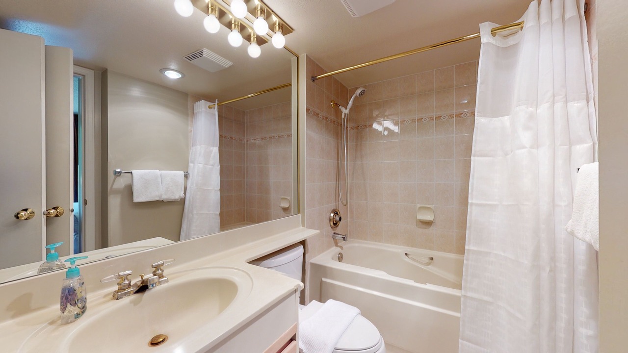 Photo of Bathroom in Upper Village