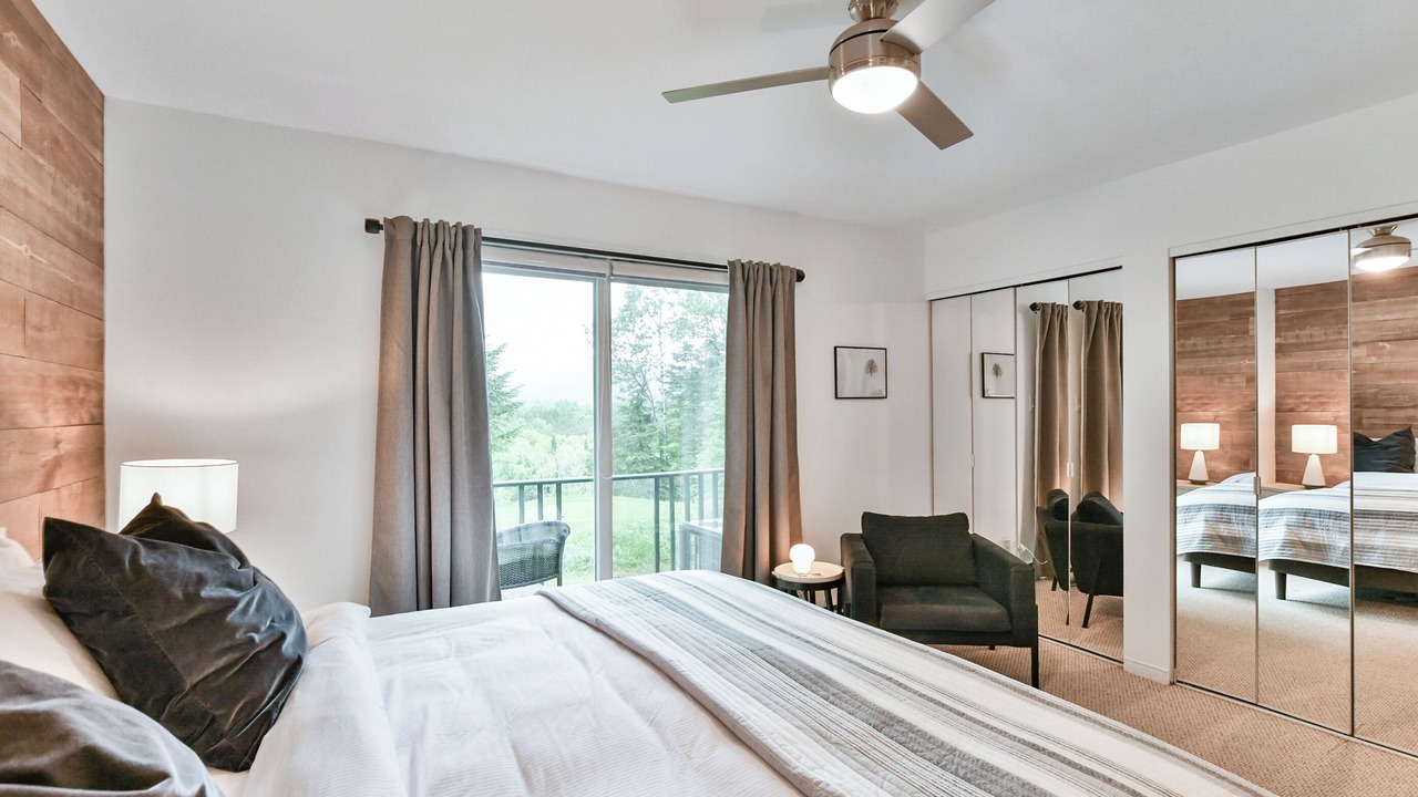 Photo of Bedroom in Mont-Tremblant