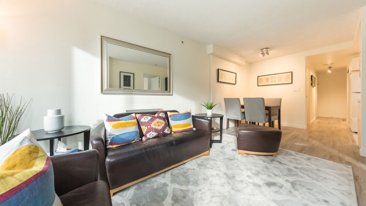 Photo of Livingroom in Coal Harbour