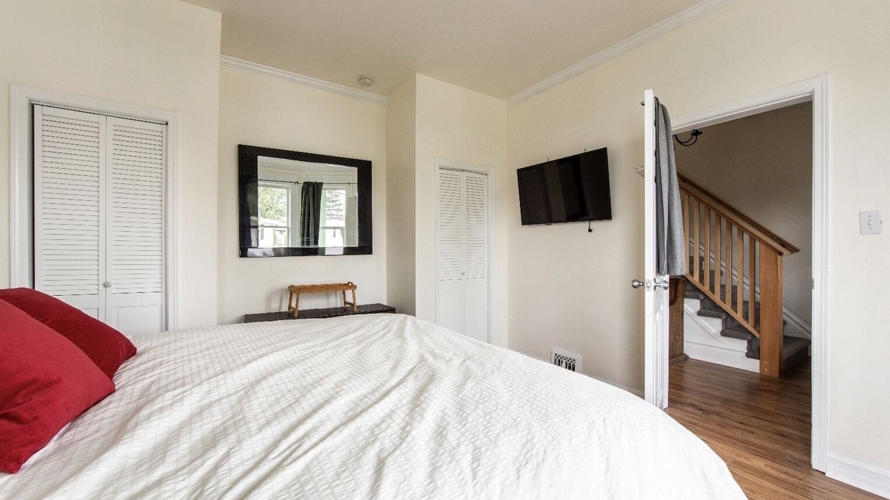 Photo of Others in Kensington-Cedar Cottage