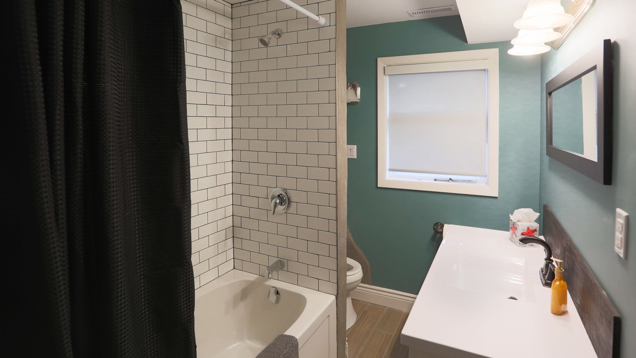 Photo of Bathroom in Louth