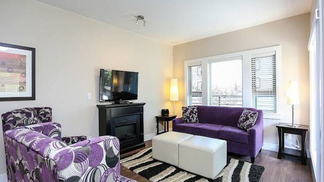 Photo of Livingroom in Harrison Hot Springs