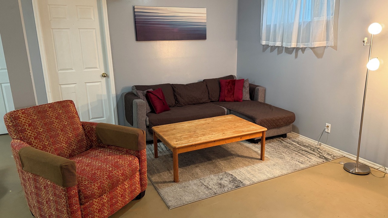 Photo of Livingroom in Sylvan Lake