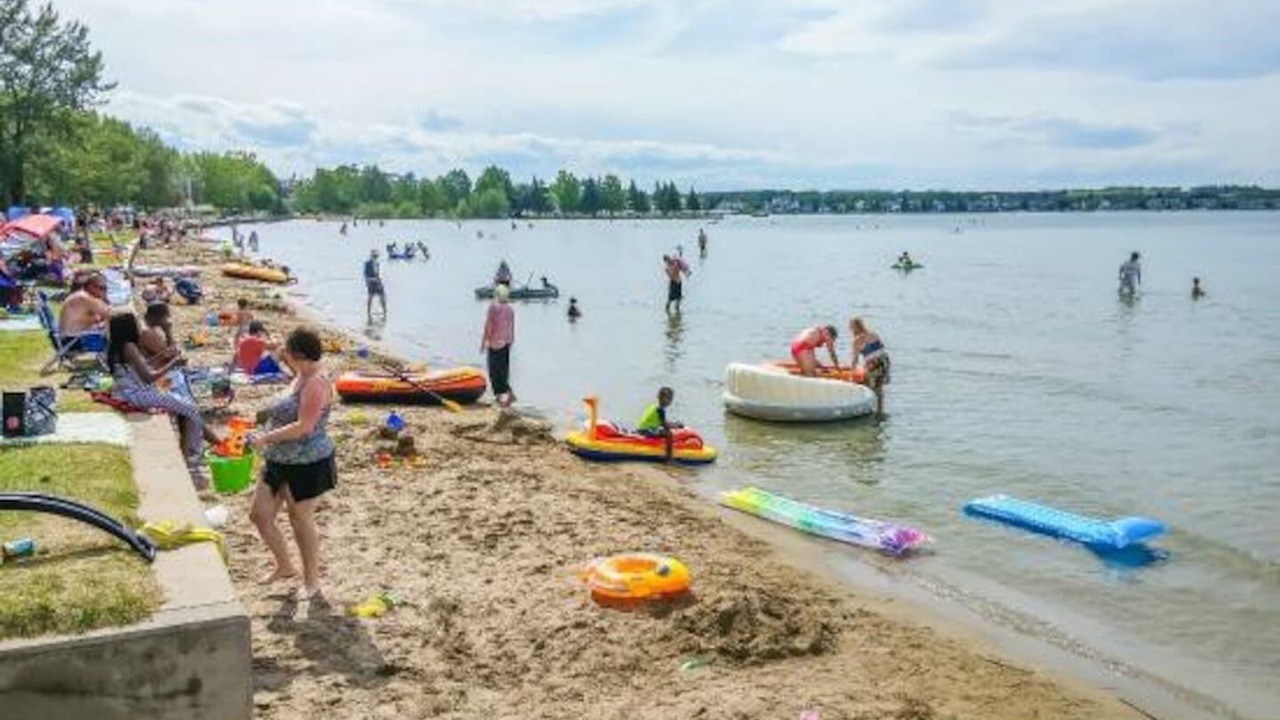 Photo of Others in Sylvan Lake