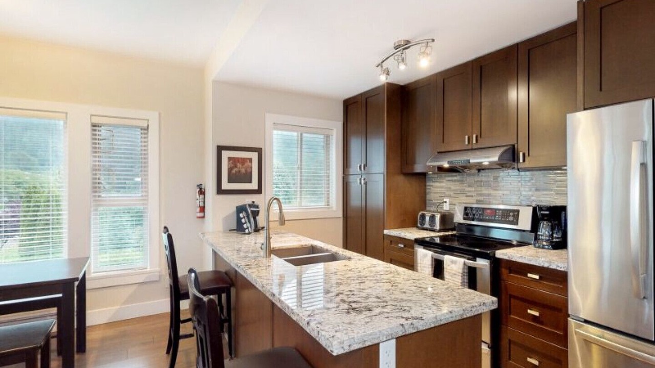 Photo of Kitchen in Harrison Hot Springs