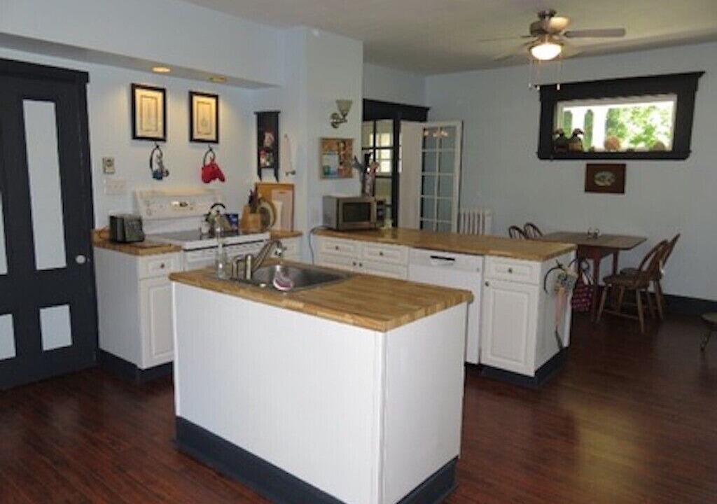 Photo of Kitchen in Shelburne