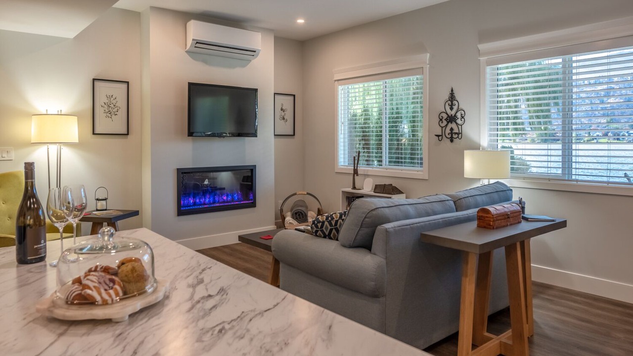 Photo of Livingroom in Okanagan-Similkameen