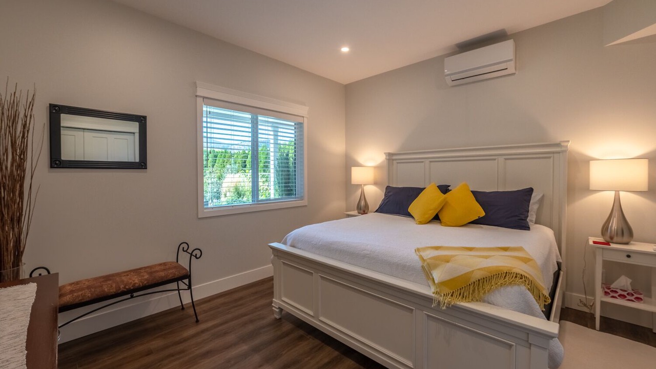 Photo of Bedroom in Okanagan-Similkameen