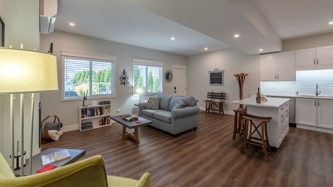 Photo of Livingroom in Okanagan-Similkameen