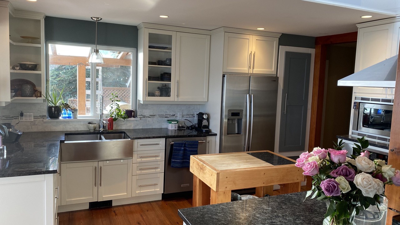 Photo of Kitchen in Courtenay