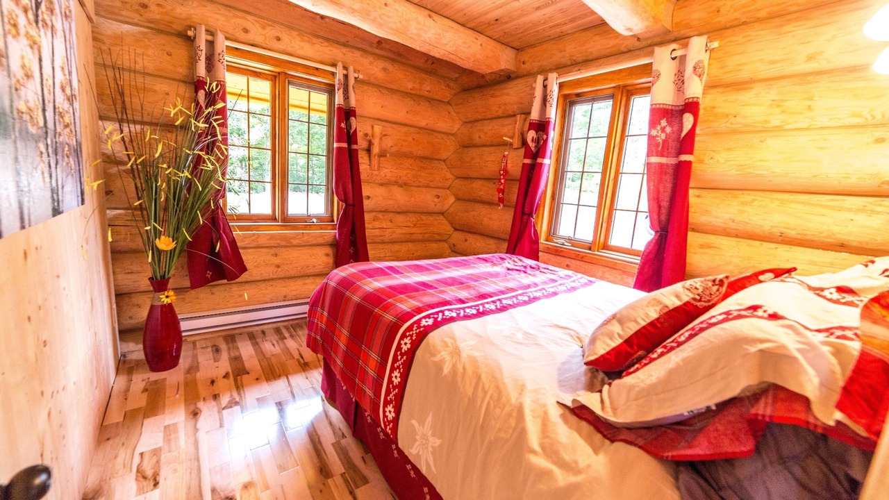 Photo of Bedroom in Mauricie