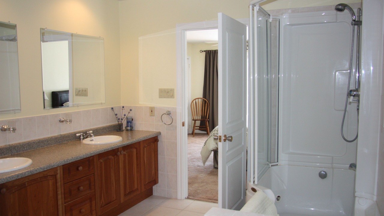 Photo of Bathroom in Machar