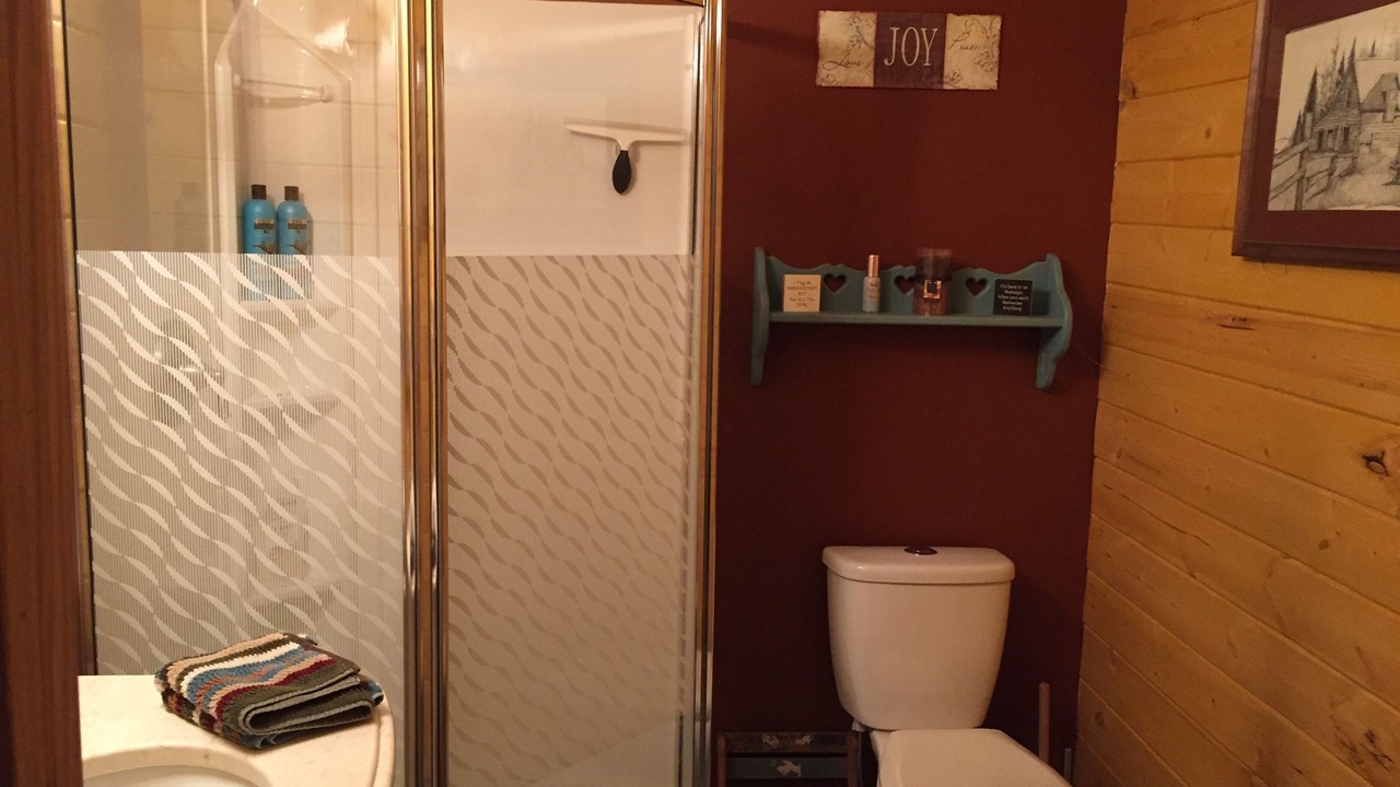 Photo of Bathroom in Division No. 7