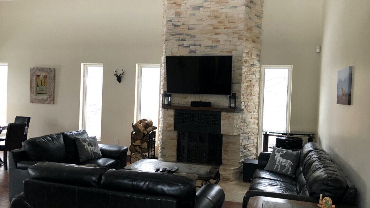Photo of Livingroom in Sainte-Ann-des-Lacs