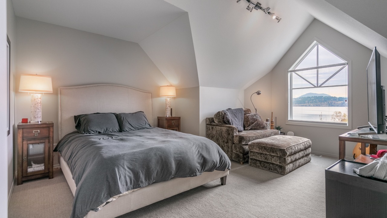 Photo of Bedroom in North End