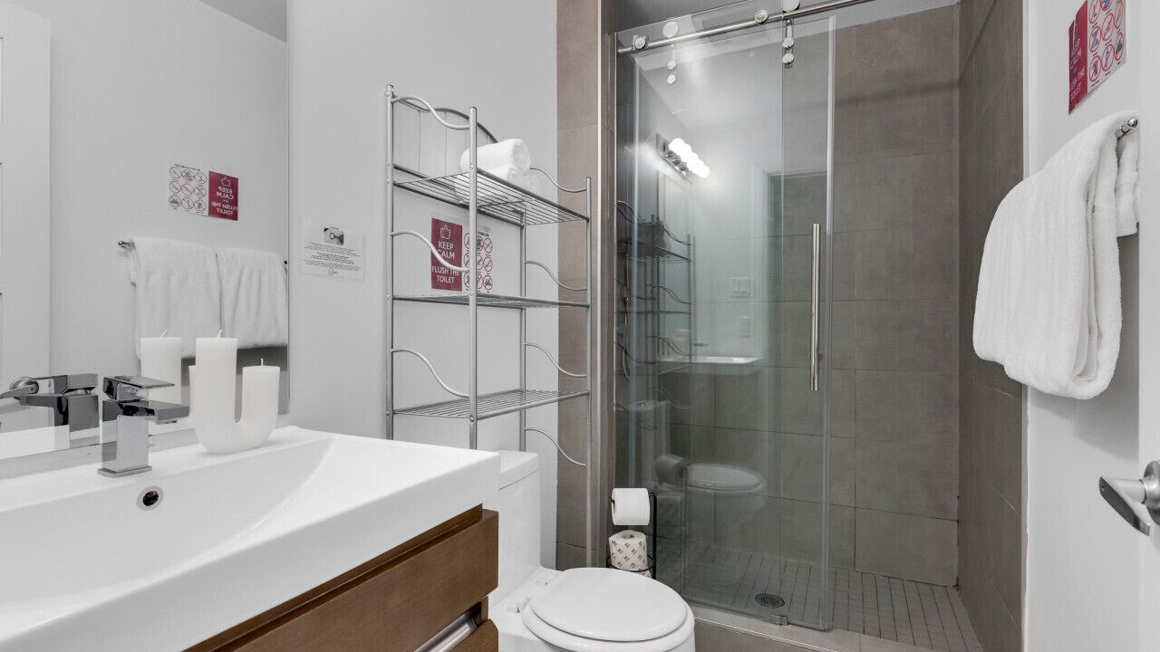 Photo of Bathroom in Plateau Mont Royal