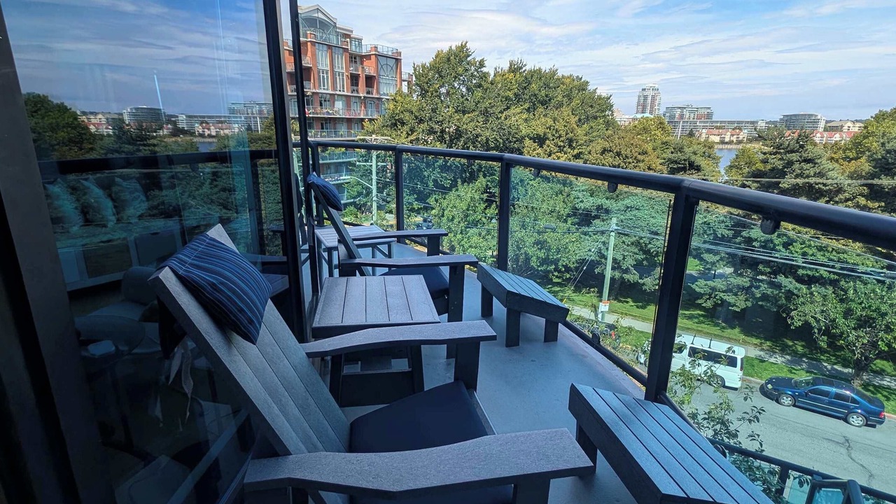 Photo of Patio Balcony in James Bay