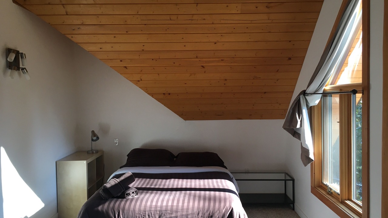 Photo of Bedroom in Golden