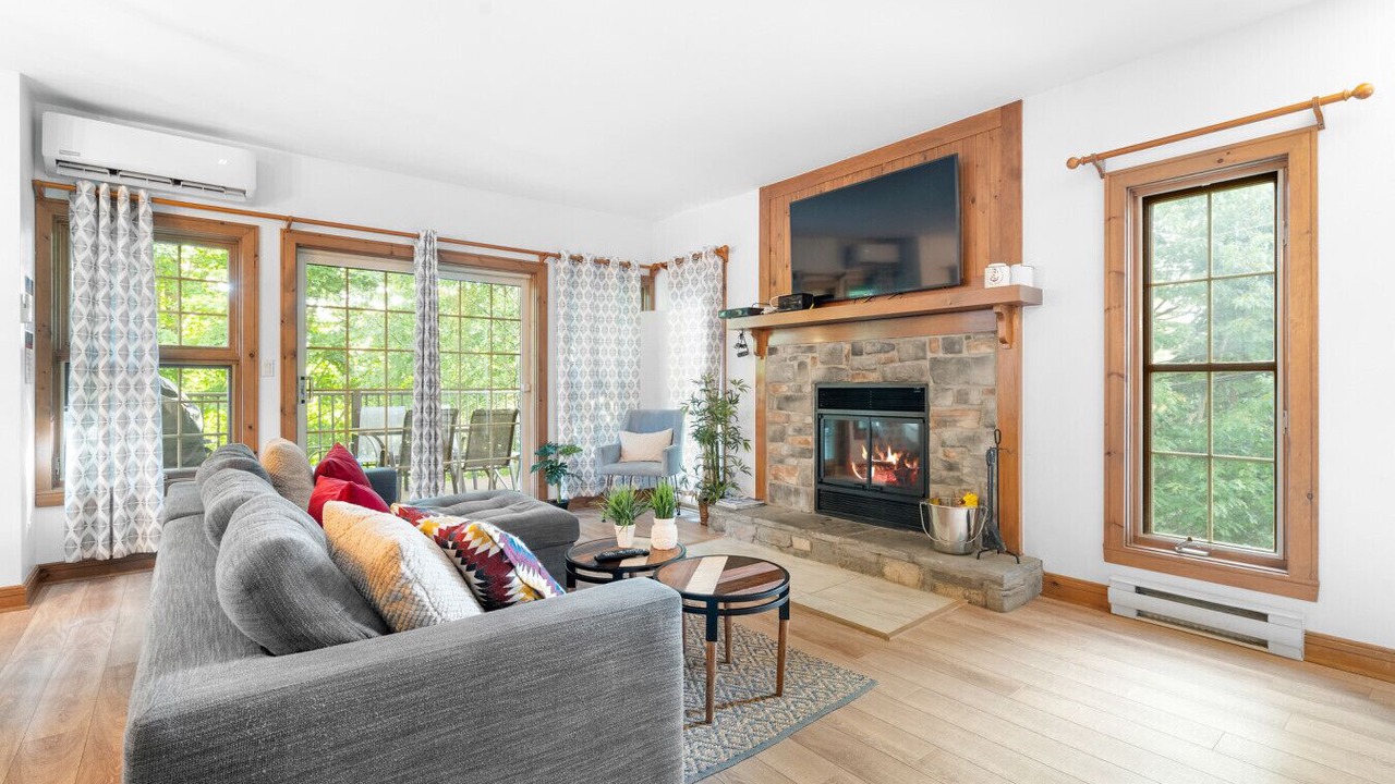 Photo of Livingroom in Mont-Tremblant
