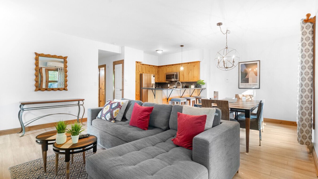 Photo of Livingroom in Mont-Tremblant