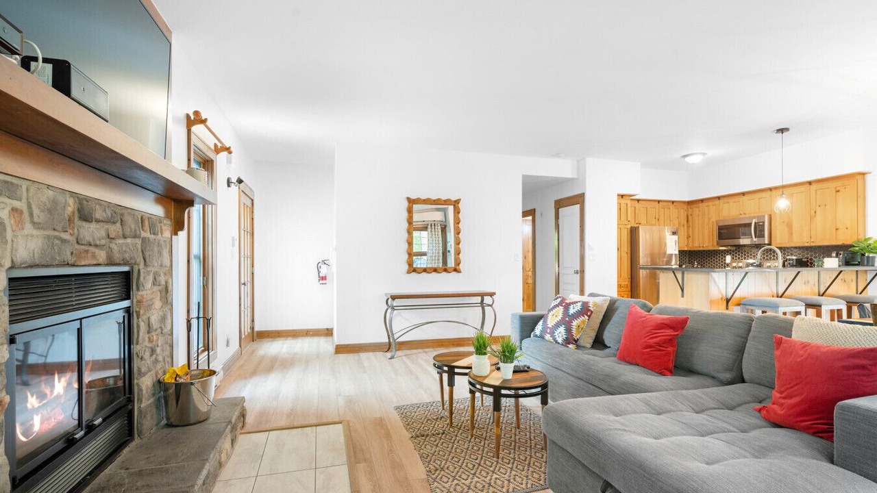 Photo of Livingroom in Mont-Tremblant
