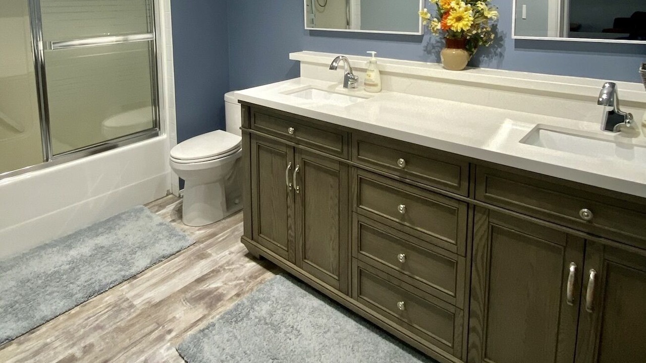 Photo of Bathroom in Snow Pine Estates