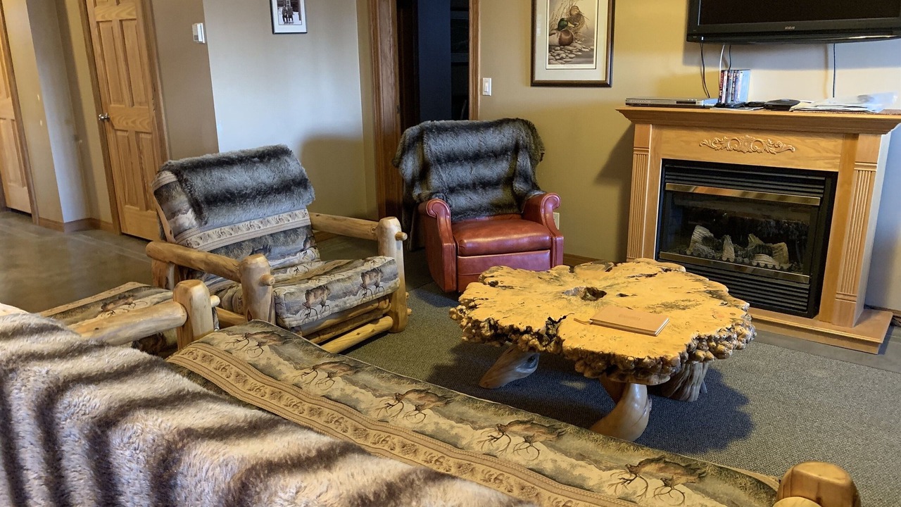 Photo of Livingroom in East Kootenay