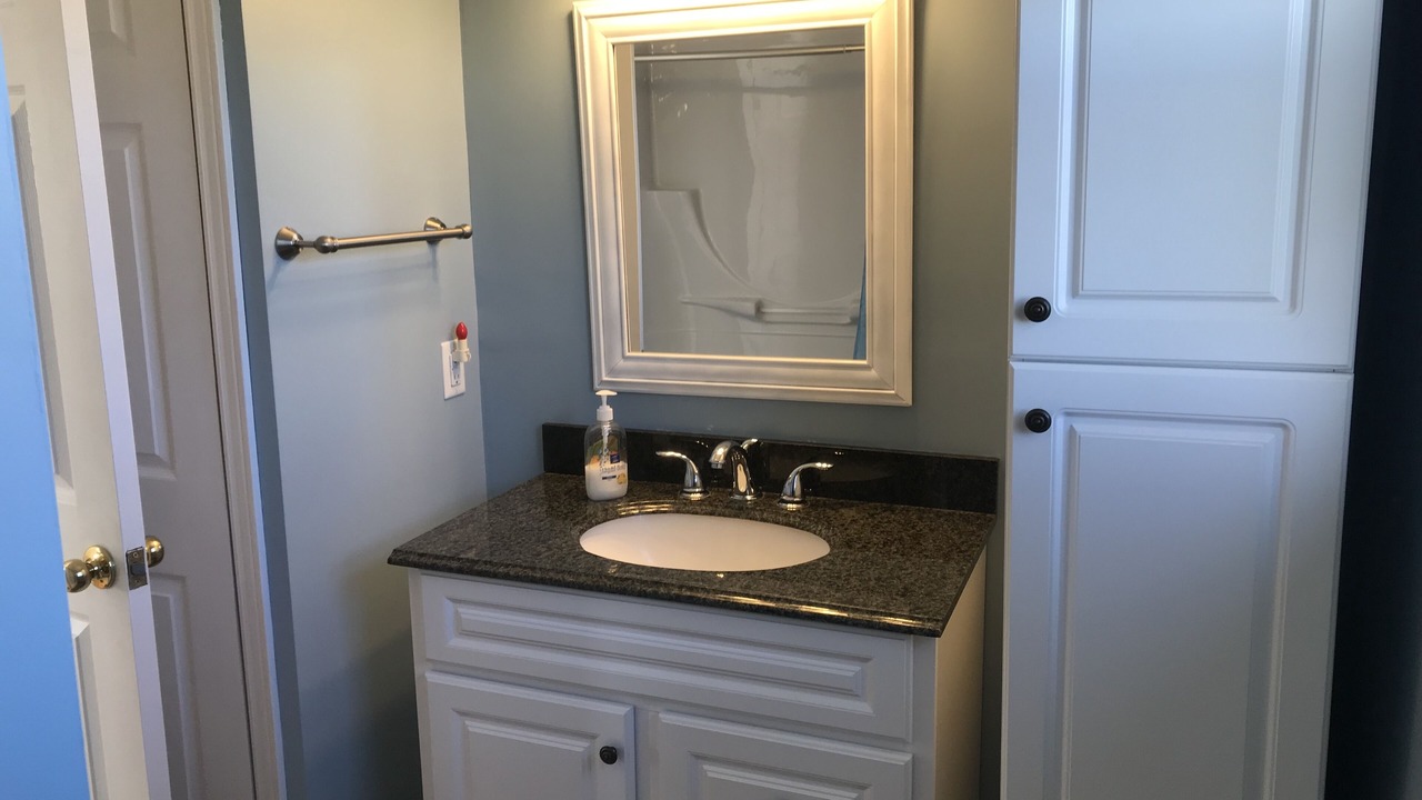Photo of Bathroom in Darnley