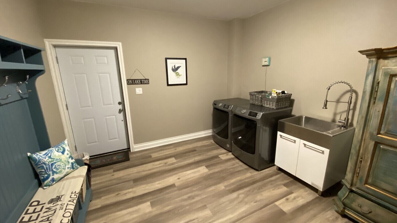 Photo of Bedroom in Armour