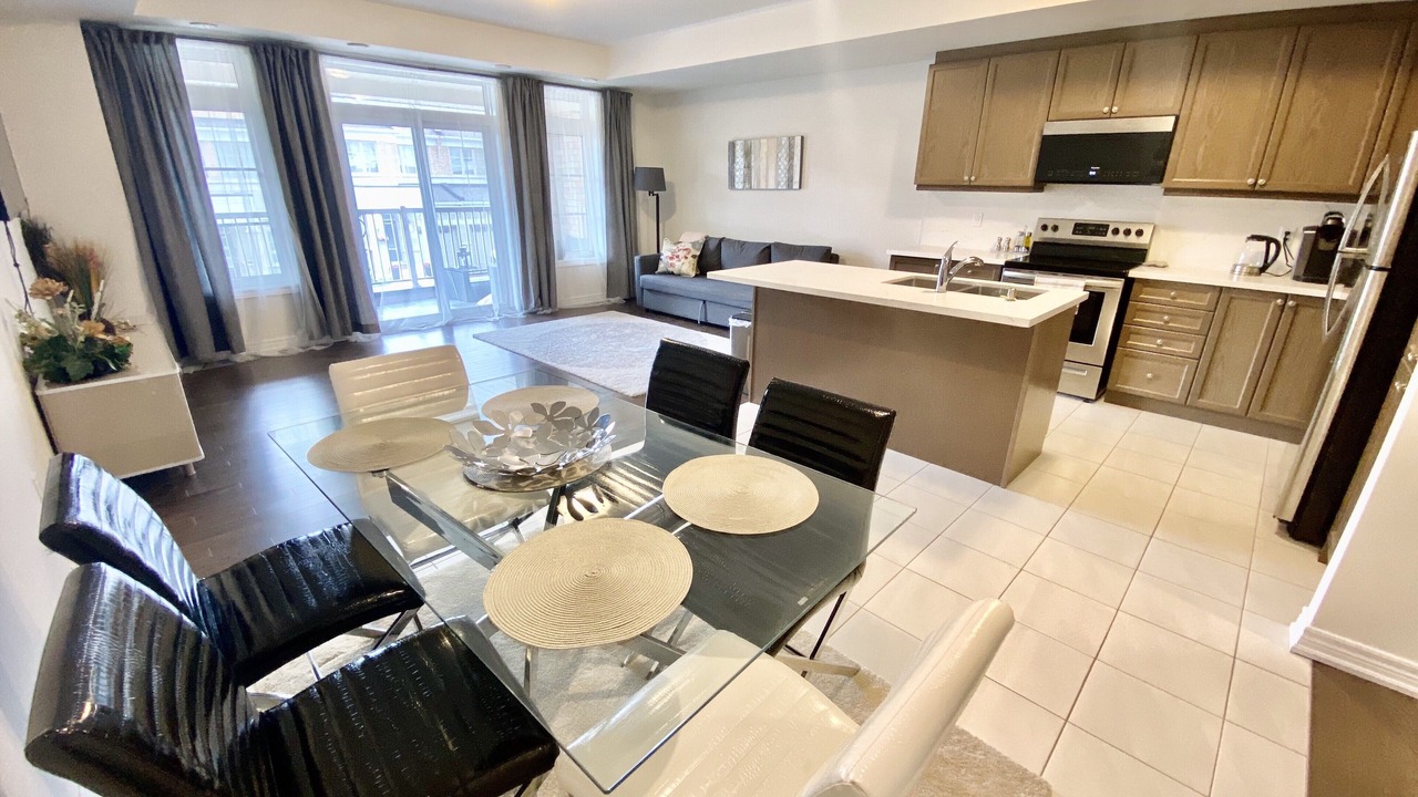 Photo of Livingroom in Markham