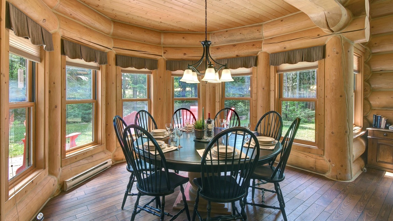 Photo of Bedroom in Fiddler Lake Resort