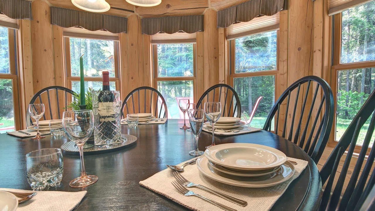 Photo of Bedroom in Fiddler Lake Resort