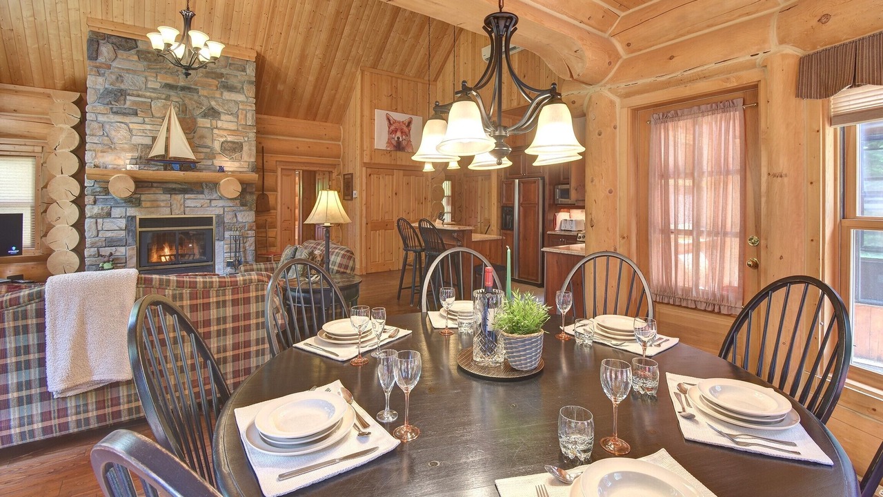 Photo of Bedroom in Fiddler Lake Resort