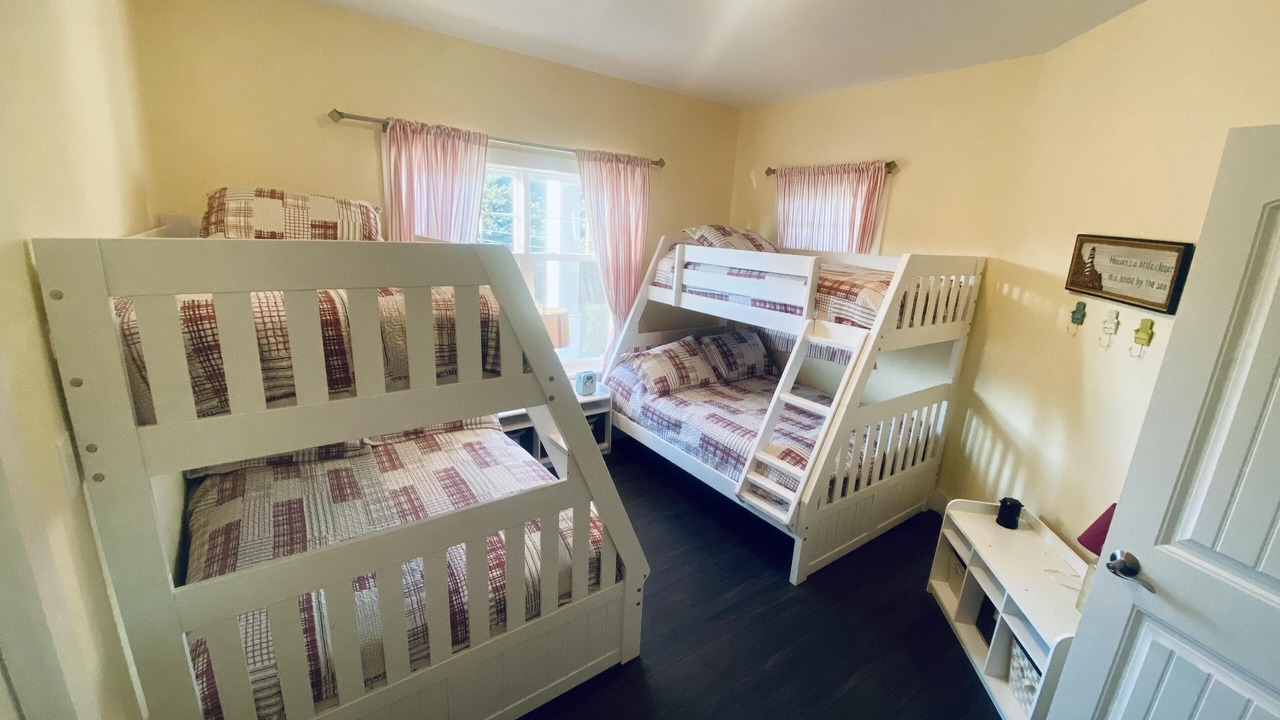 Photo of Bedroom in Darnley
