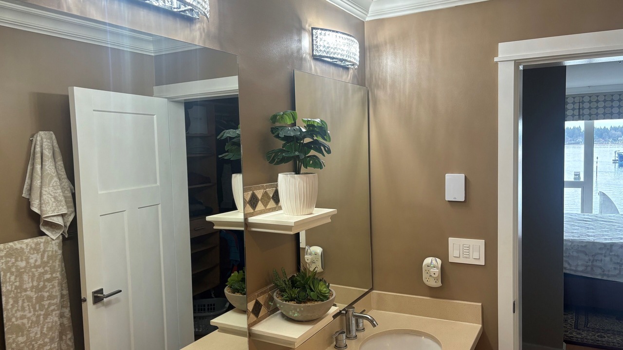 Photo of Bathroom in Regional District of Nanaimo